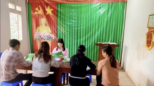PHÒNG GIAO DỊCH NHCSXH LỘC BÌNH TRIỂN KHAI ĐỐI CHIẾU, PHÂN LOẠI NỢ KHÁCH HÀNG VAY VỐN NGÂN HÀNG CHÍNH SÁCH XÃ HỘI NĂM 2025 TẠI XÃ LỢI BÁC