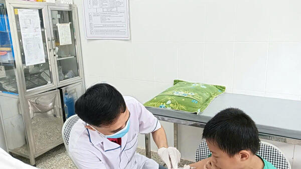 TRẠM Y TẾ XÃ LỢI BÁC TỔ CHỨC CHƯƠNG TRÌNH TIÊM CHỦNG MỞ RỘNG NĂM 2026