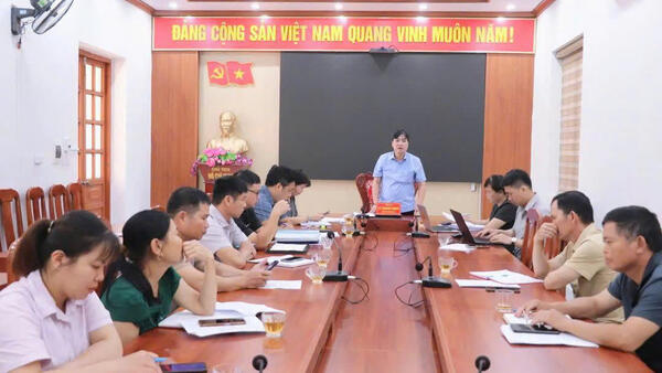 UBND XÃ LỢI BÁC TỔ CHỨC HỌP CÔNG TRÌNH NƯỚC SINH HOẠT XÃ SÀN VIÊN (CŨ)